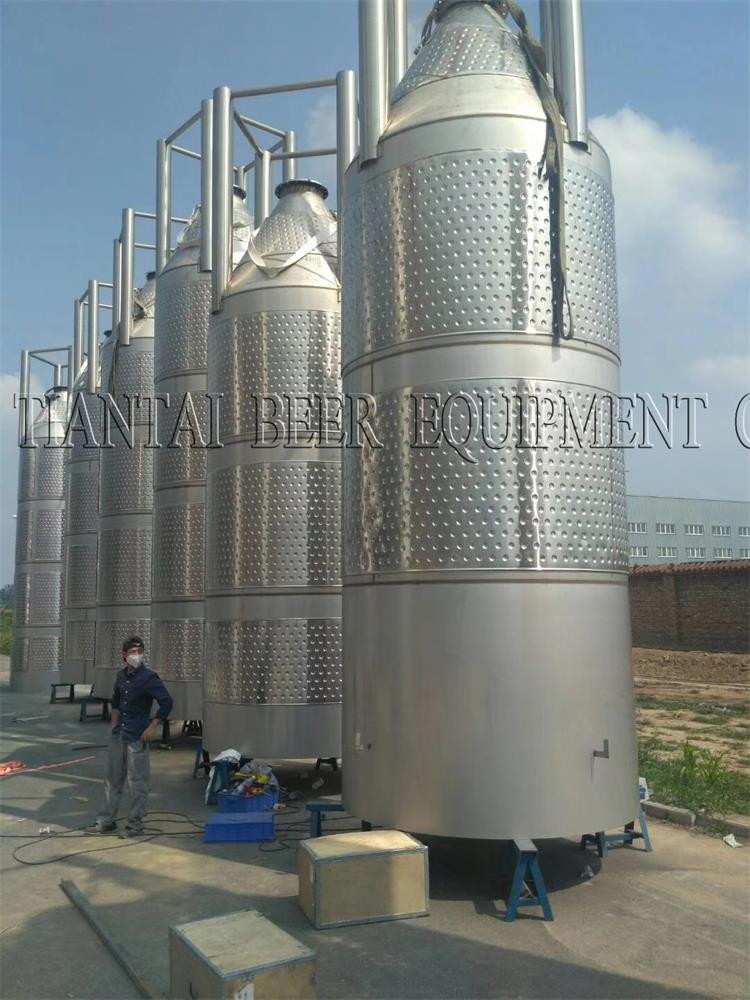 <b>20T fermentation tanks manufacture in Tiantai</b>